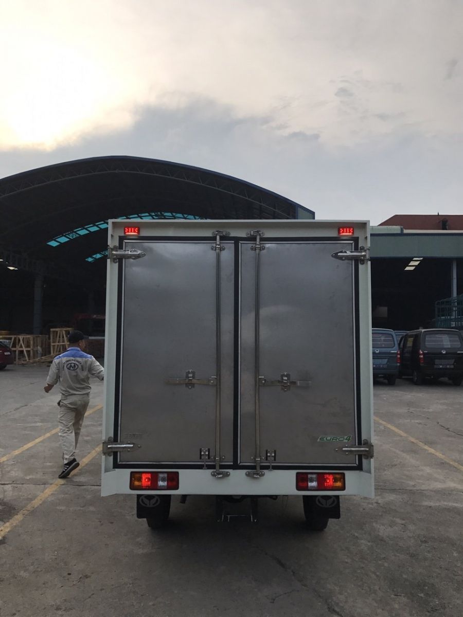 Xe tải 500kg - dưới 1 tấn 2018 - Xe Kenbo thùng kín Inox 900kg giá rẻ