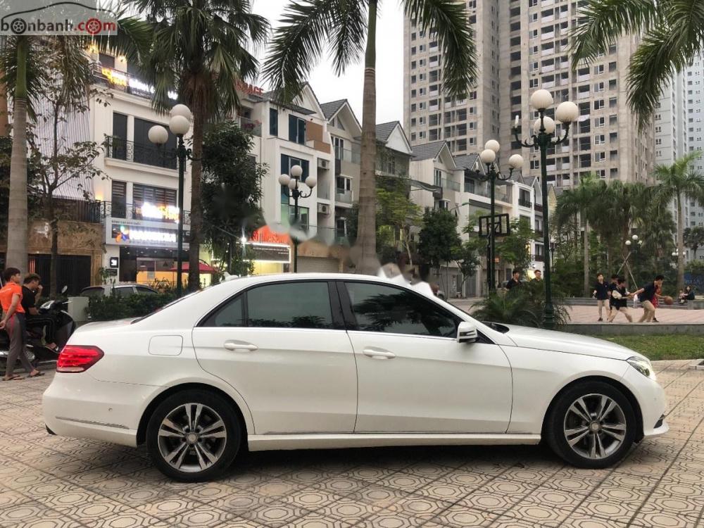 Mercedes-Benz E class E250 2014 - Bán xe Mercedes E250 Sx 2014, số tự động, máy xăng, màu trắng, odo 72000 km