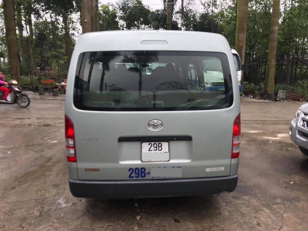 Toyota Hiace 2011 - Bán toyota Hiace đời 2011 máy dầu 16 chỗ, xe 1 chủ công ty từ đầu, máy nguyên