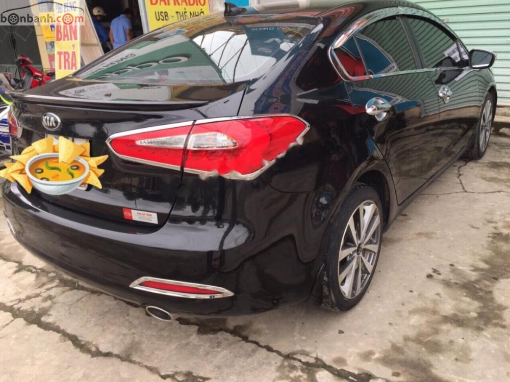 Kia K3 2015 - Cần bán xe Kia K3 năm sản xuất 2015, màu đen chính chủ