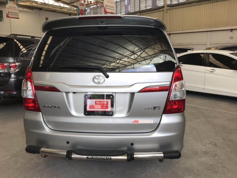 Toyota Innova 2015 - Bán xe Innova E sx 2015 màu bạc, chạy 71.000 km