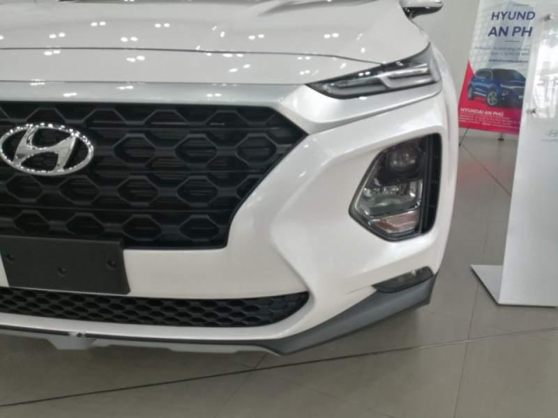 Hyundai Santa Fe 2.4AT 2019 - Cần bán xe Hyundai Santa Fe 2.4AT đời 2019, màu trắng, 995 triệu