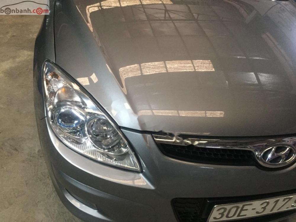 Hyundai i30 CW 1.6 AT 2009 - Chính chủ bán I30 CW nhập khẩu đời 2009, số tự động, máy xăng