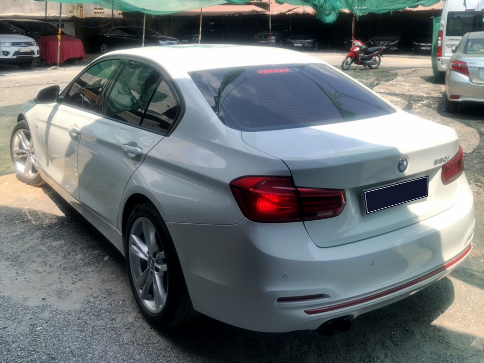 BMW 3 Series 330i Sport 2016 - Bán BMW 3Series 330i Sport Sx 2016, 31000km, xe chính chủ