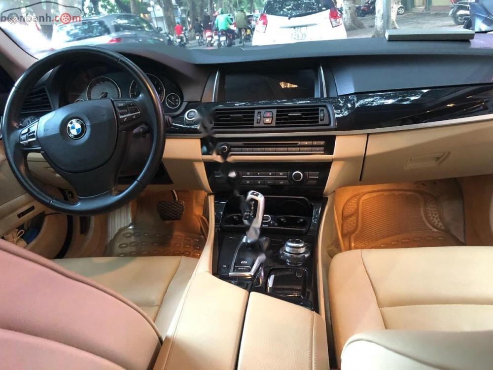 BMW 5 Series 523i 2011 - Cần bán BMW 5 Series 523i đời 2011, màu đen, xe đẹp 