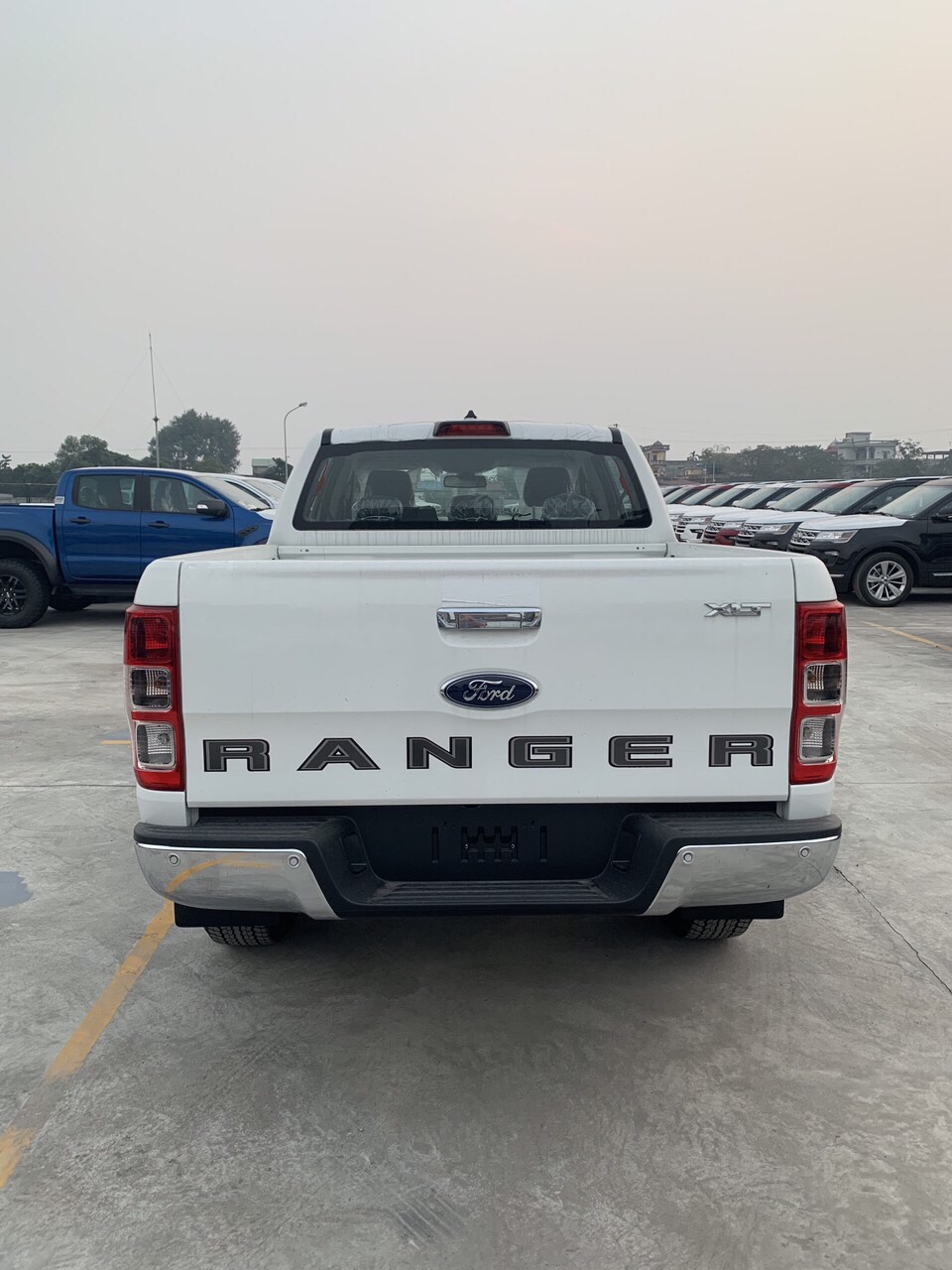 Ford Ranger 2018 - Bán xe Ford Ranger sản xuất 2018, đủ mầu giao ngay, nhập khẩu, giá 779tr