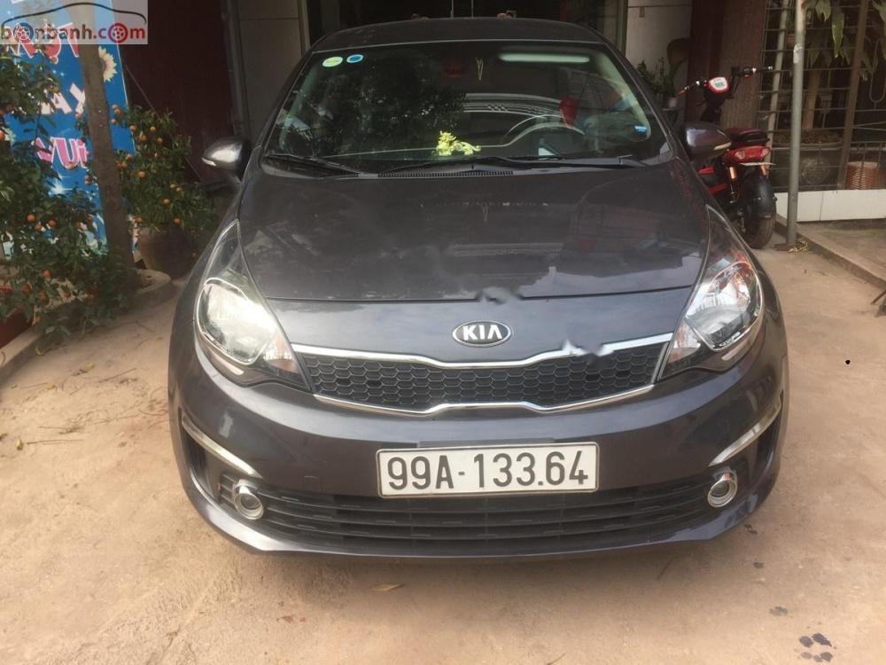 Kia Rio 2016 - Gia đình cần bán xe Kia Rio đời 2016, xe gia đình sử dụng đi ít nên còn rất đẹp