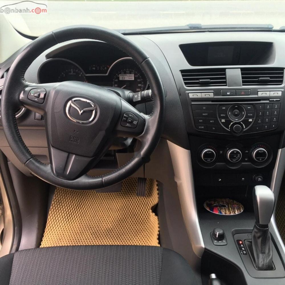 Mazda BT 50 3.2L AT 2015 - Bán xe BT 50 3.2, xe hai cầu, màu cát, nôi thất đen, số tự động, máy dầu, odo 25000 km