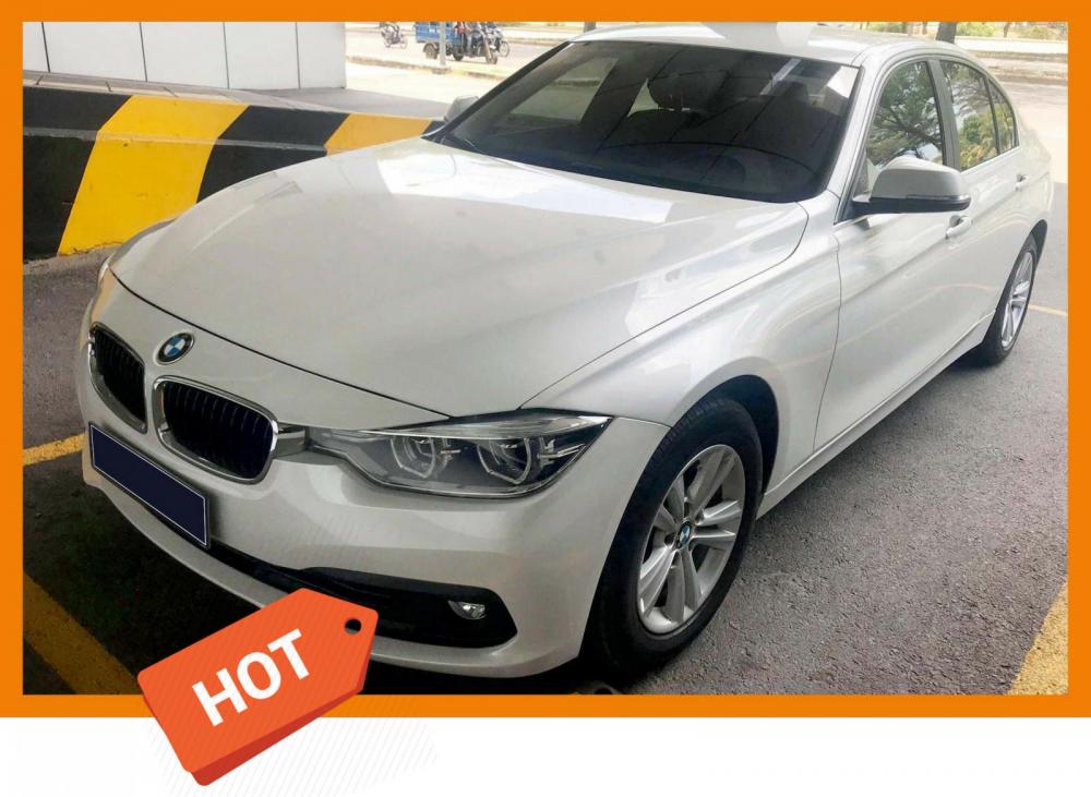 BMW 3 Series 320i 2015 - Bán BMW 3 Series 320i SX 2015, đi 30000km, còn rất mới