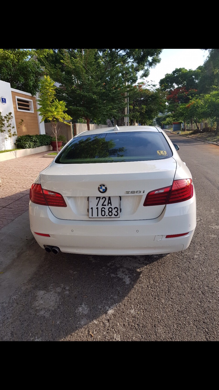 BMW 5 Series 520i  2014 - Bán xe BMW 520i đời 2015