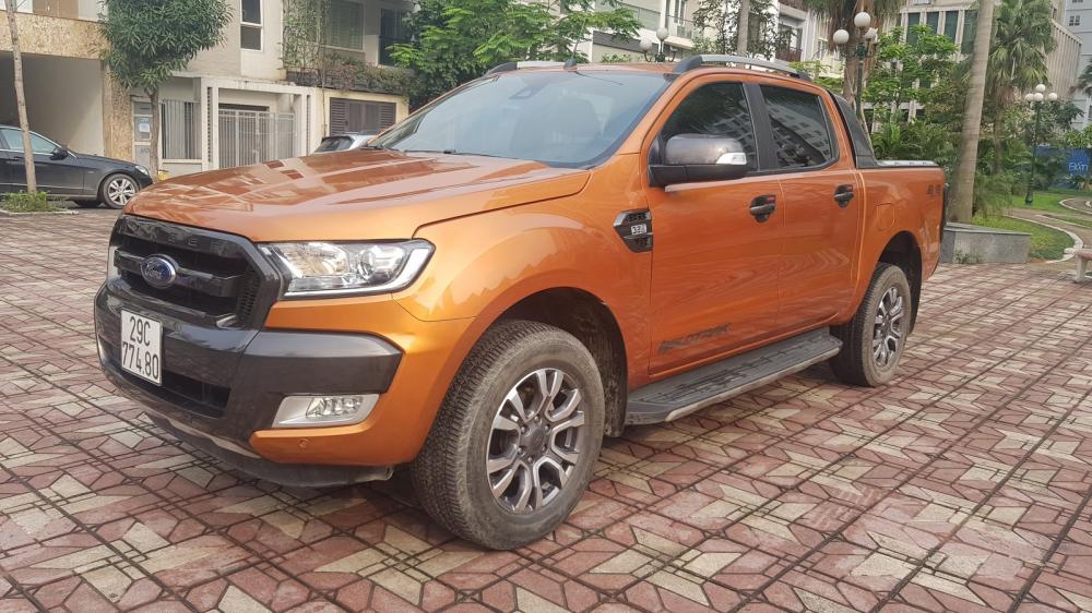 Ford Ranger Witrack 3.2 2017 - Bán xe Ford Ranger Witrack 3.2 đời 2017, màu nâu, nhập khẩu Thái, chính chủ 