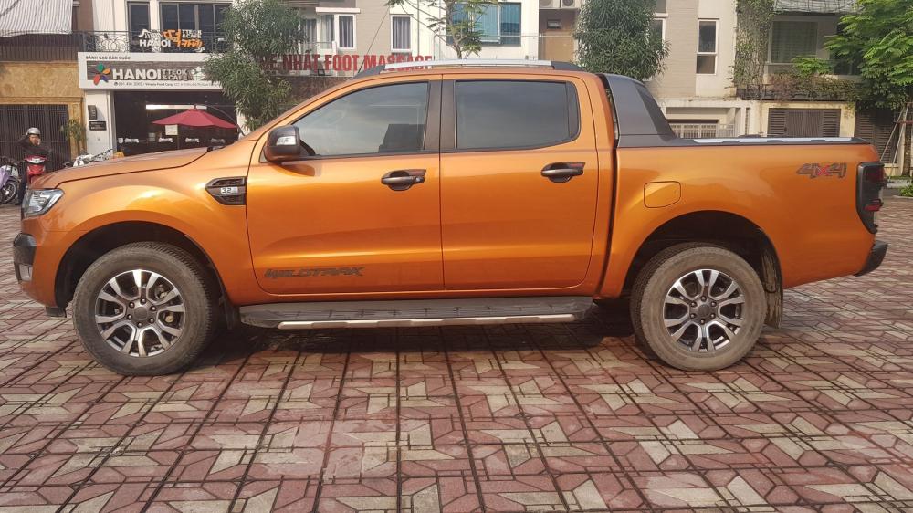 Ford Ranger Witrack 3.2 2017 - Bán xe Ford Ranger Witrack 3.2 đời 2017, màu nâu, nhập khẩu Thái, chính chủ 