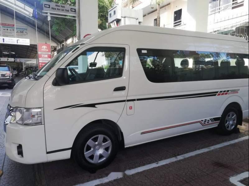 Toyota Hiace   2019 - Cần bán xe Toyota Hiace sản xuất năm 2019, màu trắng, 809 triệu