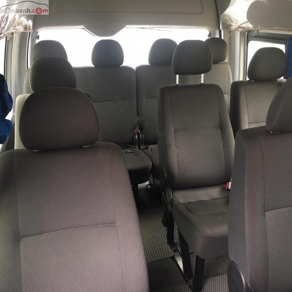 Toyota Hiace 2016 - Bán ô tô Toyota Hiace 2016 đẹp như mới giá cạnh tranh