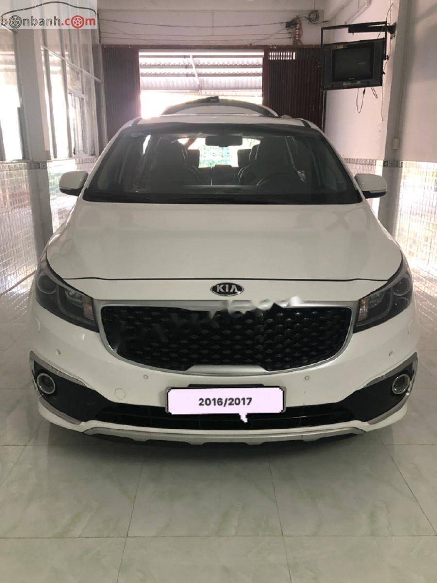 Kia Sedona 2.2 DATH 2016 - Bán Kia Sedona 2.2 DATH sản xuất năm 2016, màu trắng