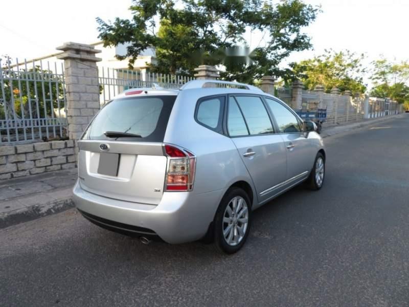 Kia Carens 2011 - Bán Kia Carens 2011, màu bạc số tự động