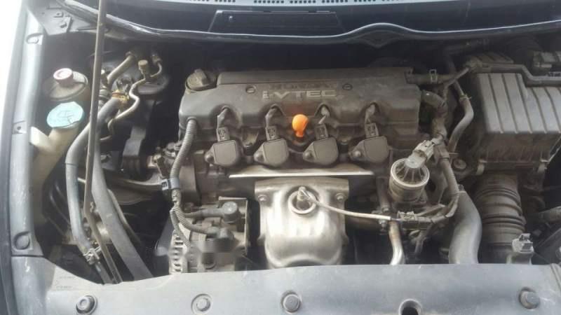 Honda Civic 2008 - Bán Honda Civic năm sản xuất 2008, màu đen xe gia đình, 365tr