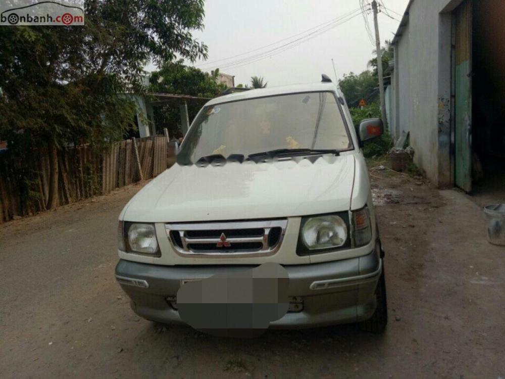 Mitsubishi Jolie 2001 - Bán Mitsubishi Jolie năm 2001, màu trắng, nhập khẩu, giá 92tr