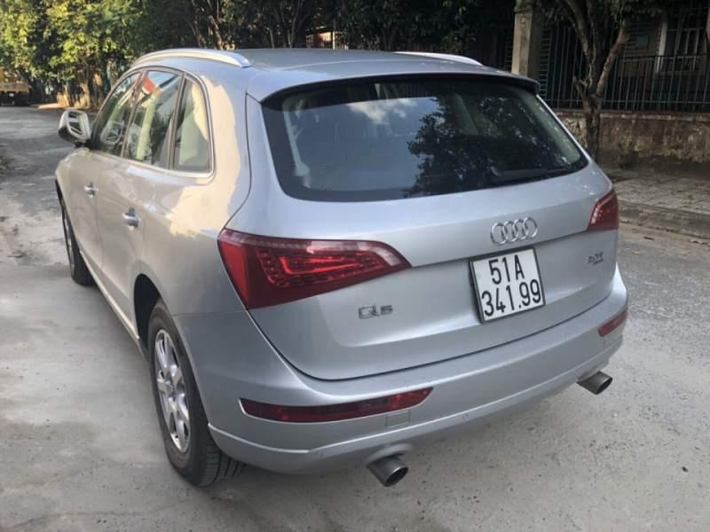 Audi Q5 2012 - Cần bán gấp Audi Q5 sản xuất 2012, màu bạc, nhập khẩu nguyên chiếc