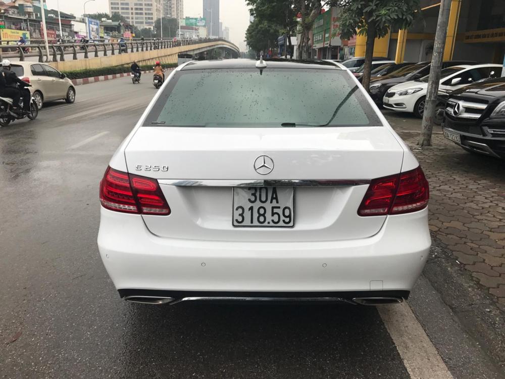 Mercedes-Benz E class E250 2013 - Bán xe Mercedes E250 2013 trắng