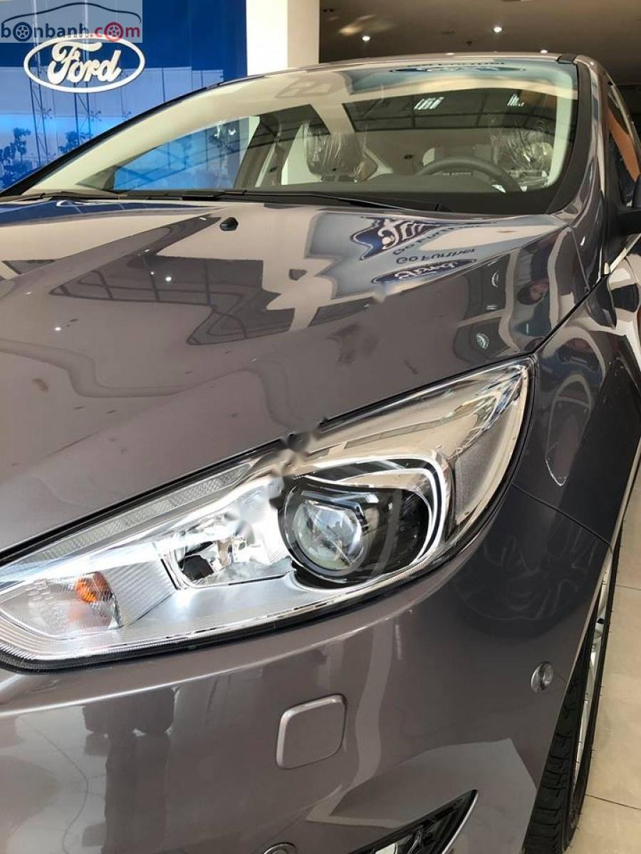 Ford Focus Sport 1.5L 2019 - Bán xe Ford Focus Sport 1.5L năm 2019, màu xám