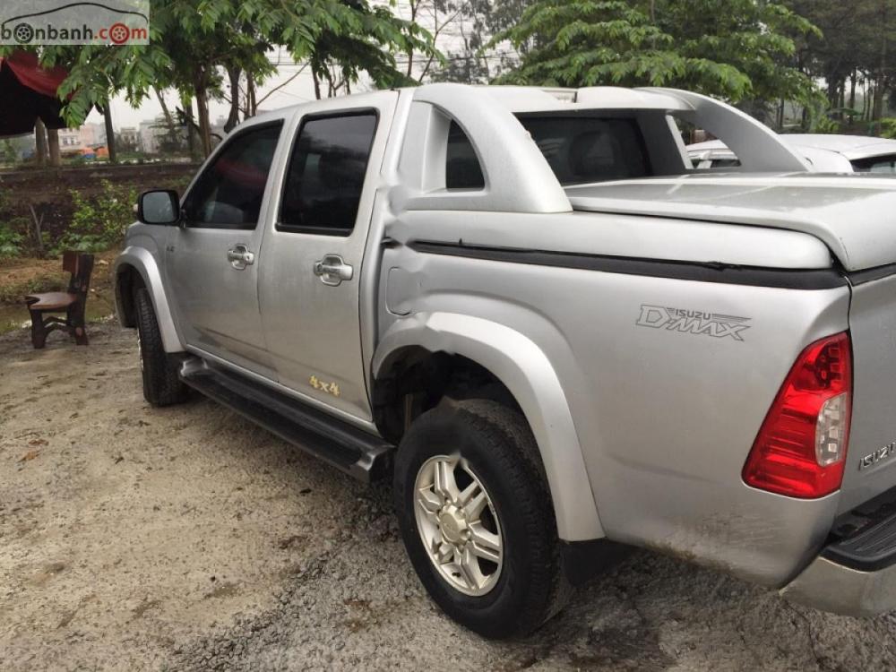 Isuzu Dmax 3.0 2011 - Bán Isuzu Dmax 3.0 sản xuất 2011, màu bạc, xe nhập, chính chủ