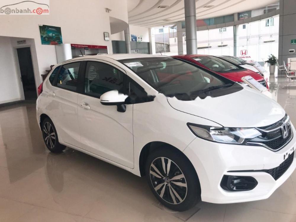 Honda Jazz 1.5L 2019 - Cần bán Honda Jazz 1.5L năm 2019, màu trắng, nhập khẩu