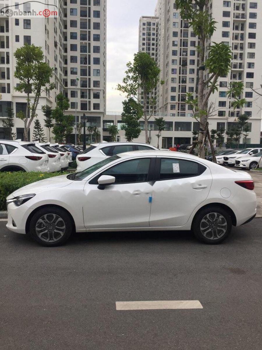 Mazda 2 Premium 2019 - Cần bán xe Mazda 2 Premium năm sản xuất 2019, màu trắng, xe nhập