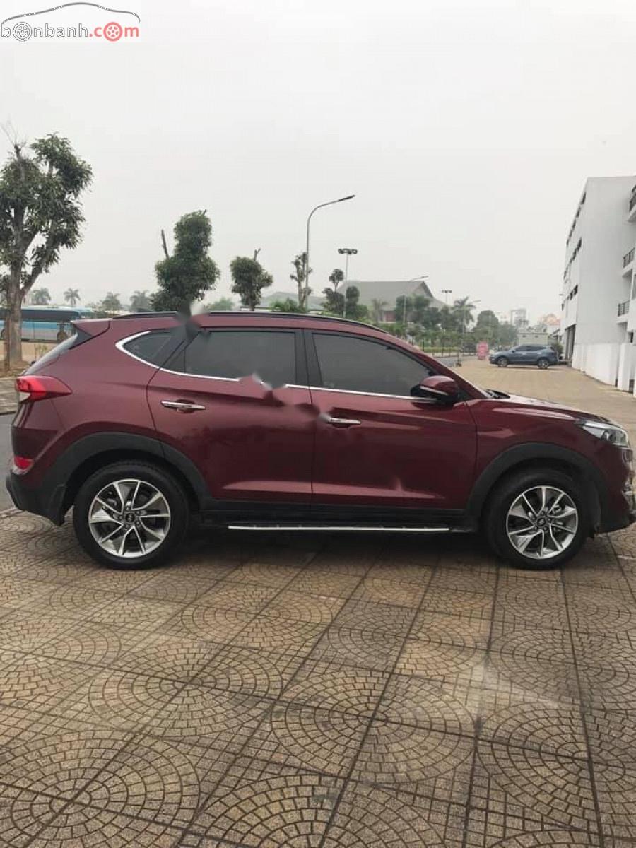 Hyundai Tucson 2018 - Bán xe Hyundai Tucson sản xuất 2018, màu đỏ chính chủ