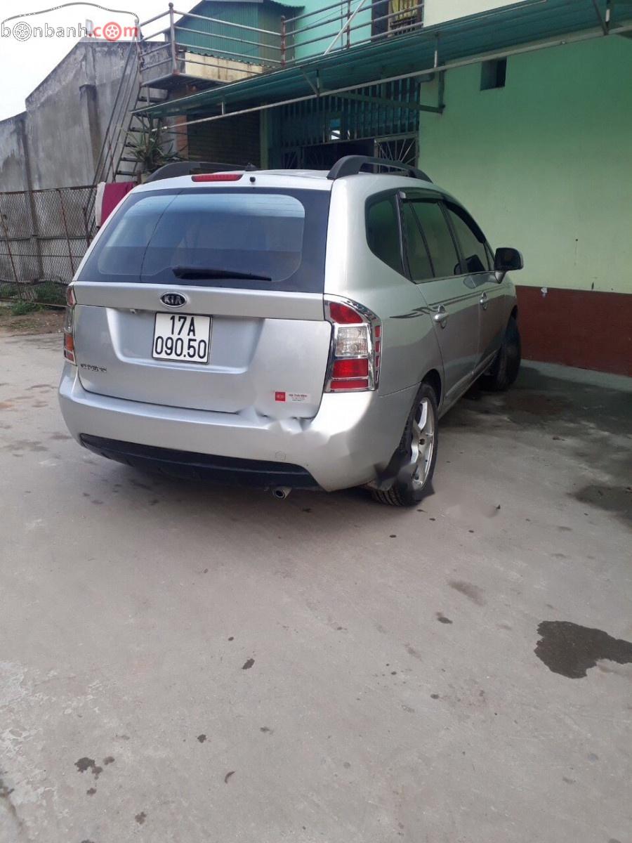 Kia Carens LX 1.6 MT 2010 - Bán xe cũ Kia Carens LX 1.6 MT đời 2010, màu bạc