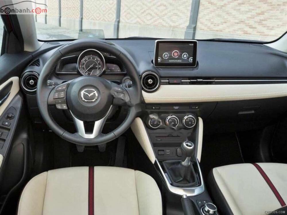 Mazda 2 Premium 2019 - Cần bán xe Mazda 2 Premium năm sản xuất 2019, màu trắng, xe nhập