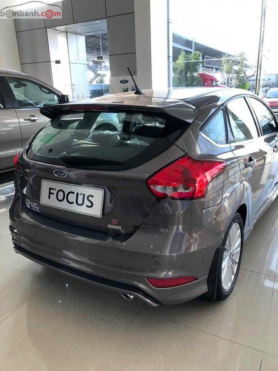 Ford Focus Sport 1.5L 2019 - Bán xe Ford Focus Sport 1.5L năm 2019, màu xám