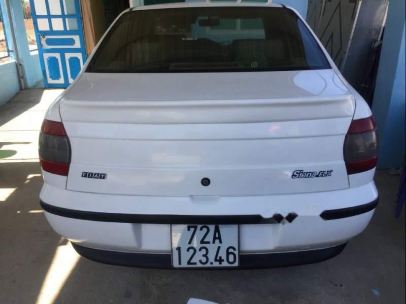 Fiat Siena   2002 - Bán ô tô Fiat Siena đời 2002, màu trắng, xe gia đình