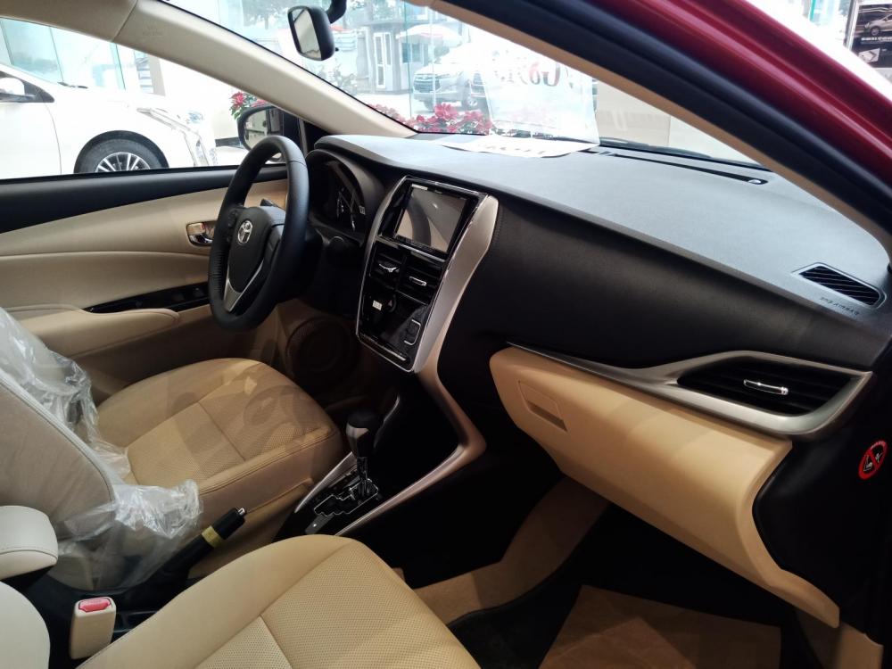 Toyota Vios E 2019 - Cần bán gấp xe Vios bản E màu đỏ giá cực sốc. Hỗ trợ vay góp 90%