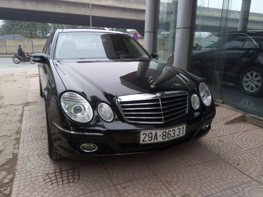 Mercedes-Benz E class E280 2005 - Bán Mercedes E280 sản xuất 2005, màu đen