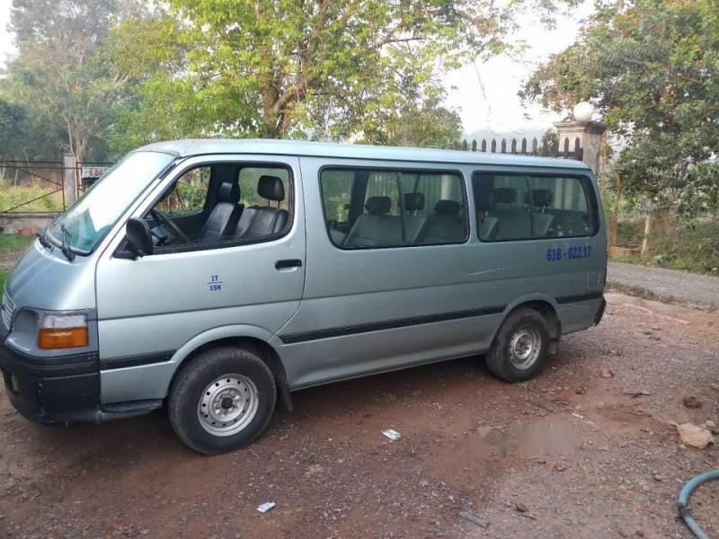 Toyota Hiace 2001 - Bán ô tô Toyota Hiace năm sản xuất 2001