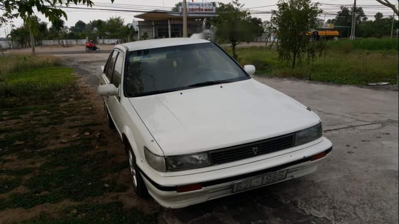 Nissan Bluebird 1987 - Cần bán lại xe Nissan Bluebird năm 1987, màu trắng, nhập khẩu xe gia đình, 45tr