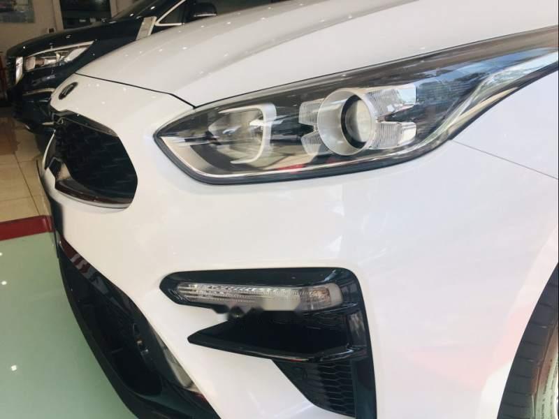 Kia Cerato 1.6 Deluxe 2019 - Bán xe Kia Cerato 1.6 Deluxe 2019, màu trắng