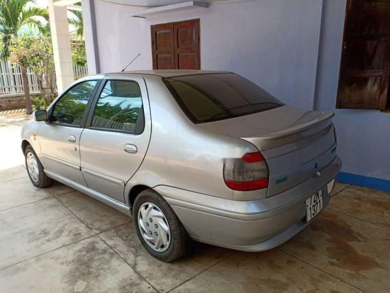 Fiat Siena 1.6 2003 - Bán xe Fiat Siena 1.6 đời 2003, màu bạc, nhập khẩu