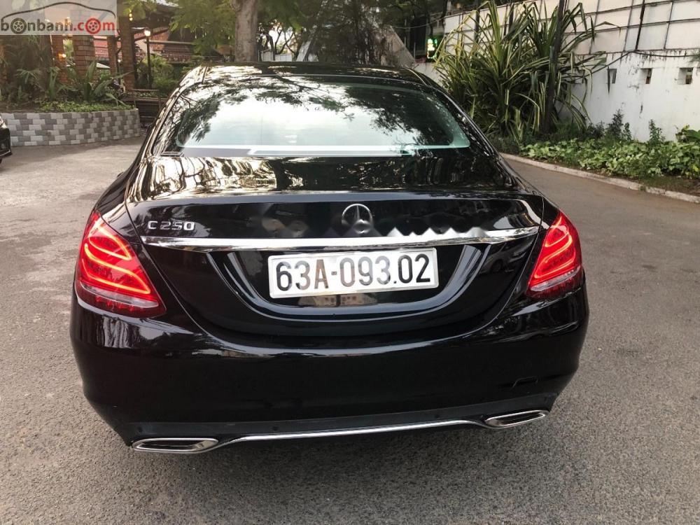 Mercedes-Benz C class C250 2018 - Bán gấp Mercedes C250 model 2018, chạy 7.000km