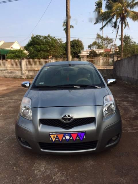 Toyota Yaris 2009 - Cần bán xe Toyota Yaris năm 2009, màu xám, giá tốt