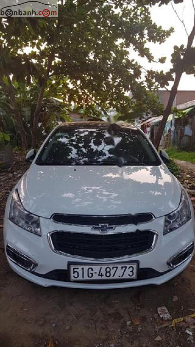 Chevrolet Cruze LT 2016 - Chính chủ cần bán xe Cruze LT 2016, xe đẹp