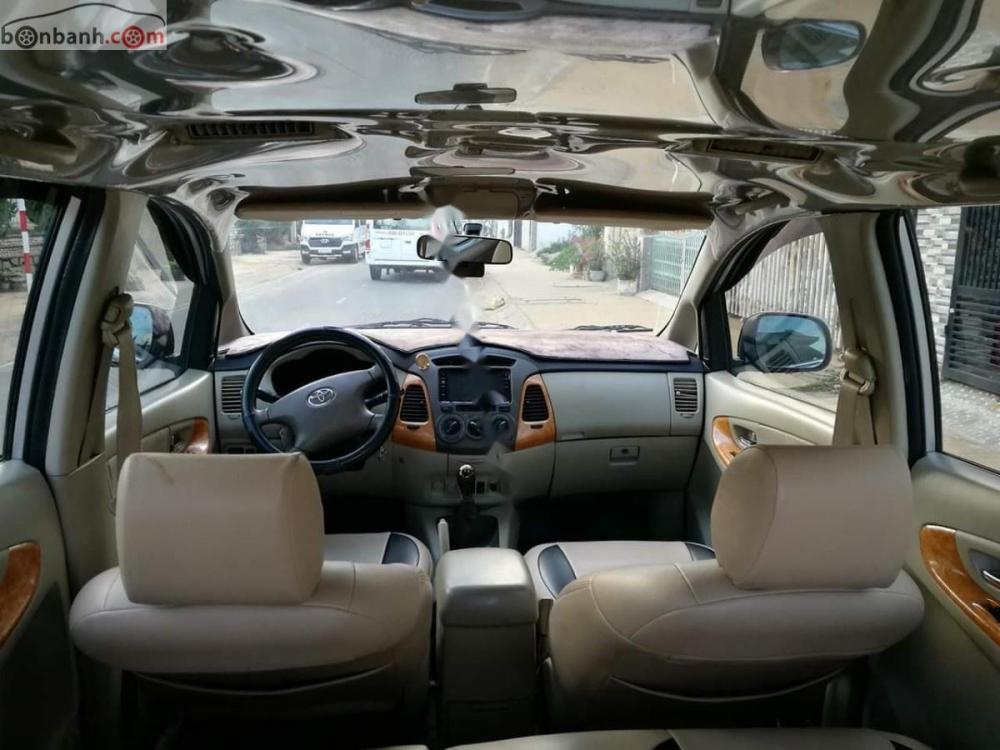 Toyota Innova G 2009 - Bán xe Toyota Innova sản xuất 2009 bản G, bảo dưỡng sử dụng rất kĩ nên chạy cực kì êm