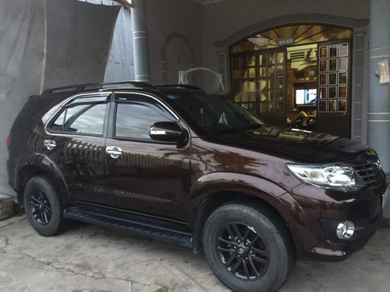 Toyota Fortuner   2016 - Bán Toyota Fortuner đời 2016, màu nâu, giá chỉ 850 triệu