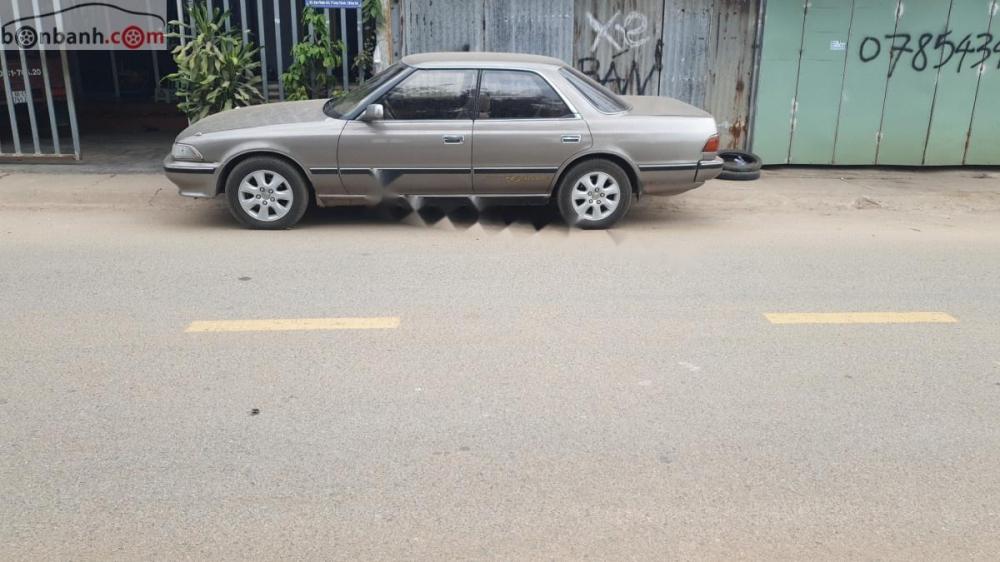 Toyota Mark II   1989 - Cần bán lại xe Toyota Mark II đời 1989, màu vàng, nhập khẩu, xe đang sử dụng