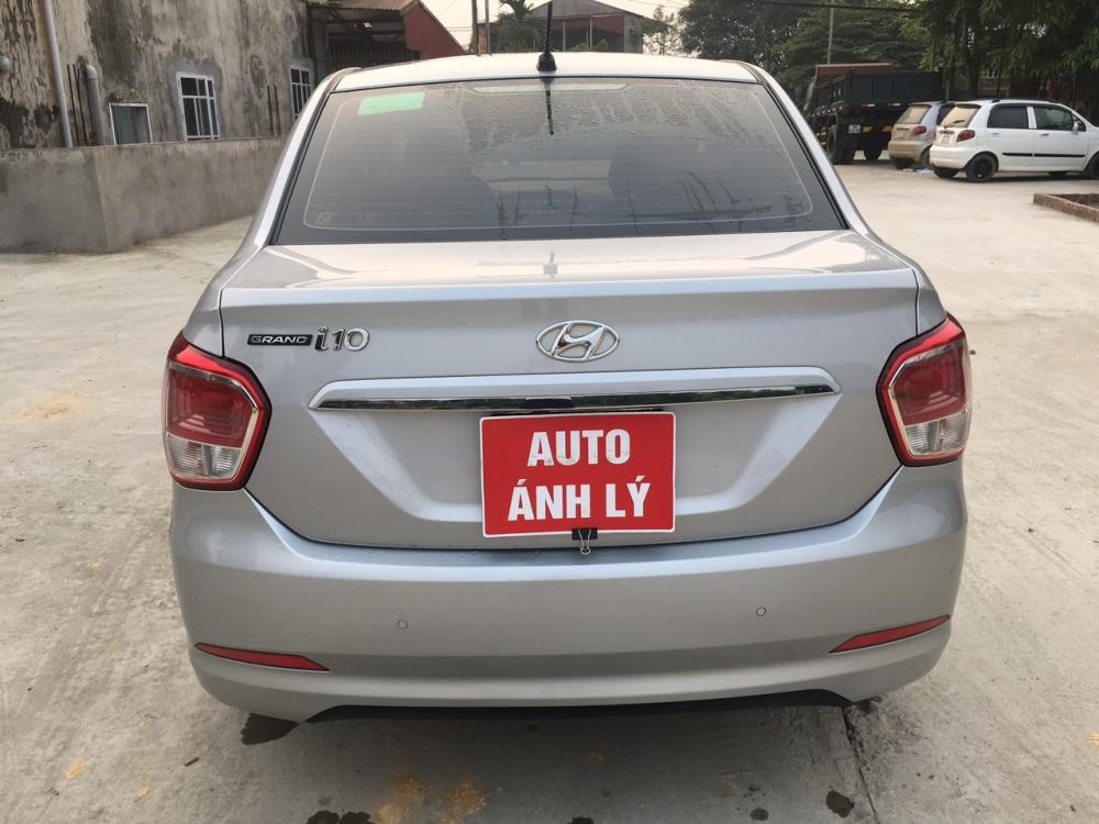 Hyundai Grand i10 1.2 2017 - Bán ô tô Hyundai Grand i10 1.2 đời 2017, màu bạc, nhập khẩu nguyên chiếc