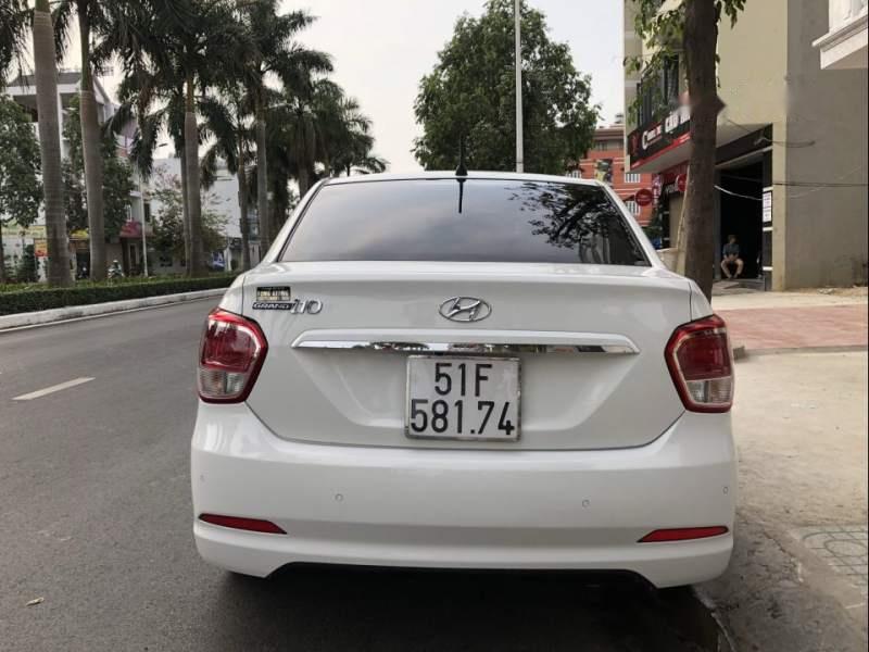 Hyundai Grand i10   1.2MT 2016 - Cần bán lại xe Hyundai Grand i10 1.2MT năm 2016, màu trắng, odo 45.000km