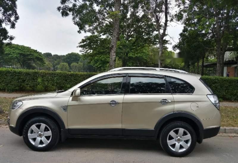 Chevrolet Captiva   2009 - Cửa hàng vải 379 cần bán xe captiva đang sử dụng, xe còn rất mới