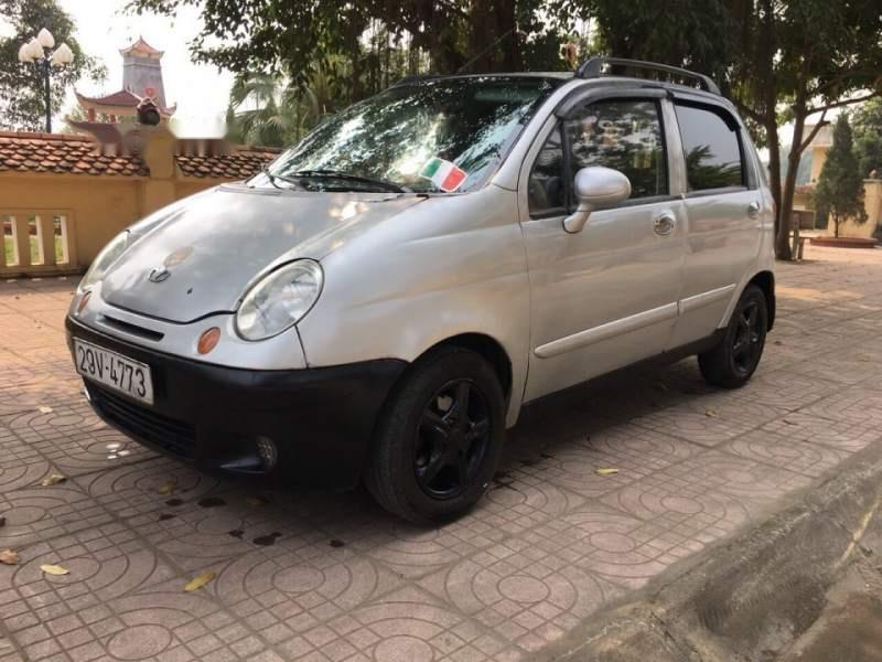 Daewoo Matiz SE 2004 - Cần bán xe Daewoo Matiz SE 2004, màu bạc