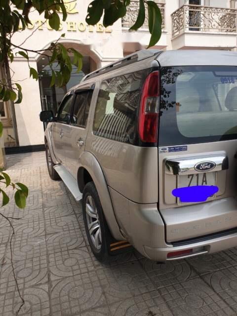 Ford Everest   2012 - Bán xe Everest sản xuất năm 2012, xe 1 đời chủ chưa qua sang tên